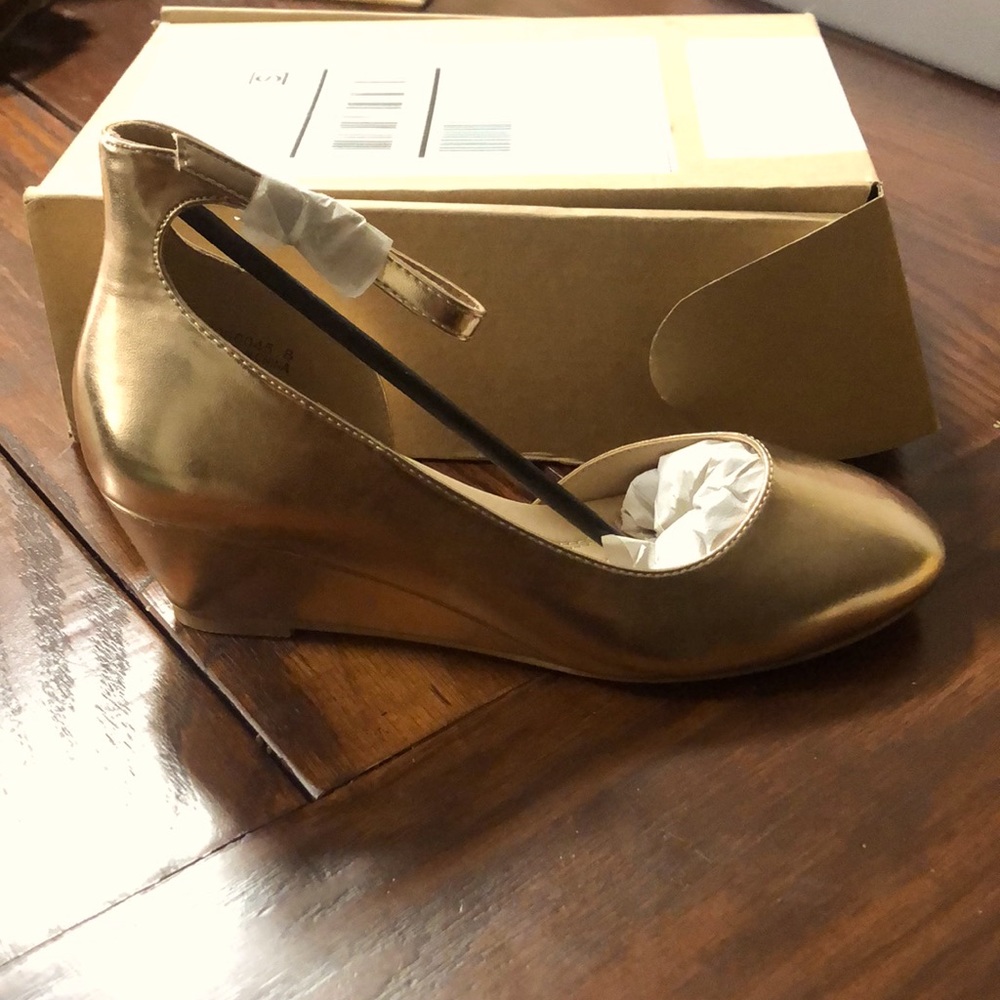 Rosegold Wedge Heels: Size 8